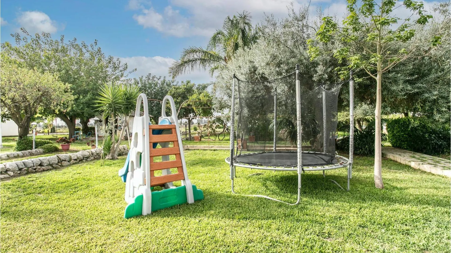2 Bedroom Pet Friendly Home In Siracusa Syracuse Italy